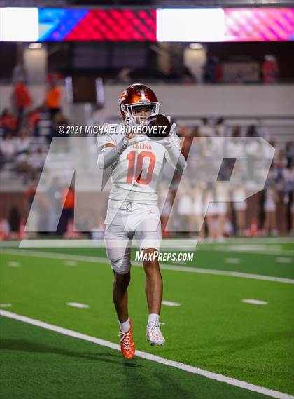Thumbnail 3 in Gilmer vs. Celina (UIL 4A Regional SemiFinal) photogallery.