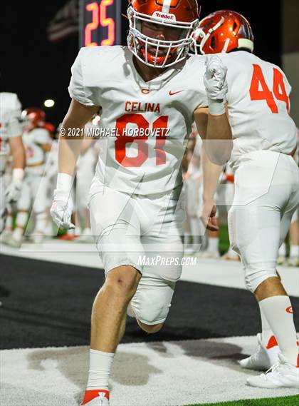 Thumbnail 2 in Gilmer vs. Celina (UIL 4A Regional SemiFinal) photogallery.