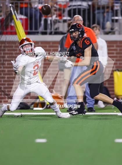 Thumbnail 2 in Gilmer vs. Celina (UIL 4A Regional SemiFinal) photogallery.