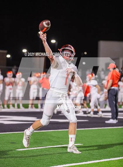 Thumbnail 3 in Gilmer vs. Celina (UIL 4A Regional SemiFinal) photogallery.
