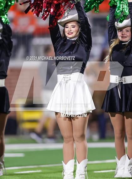 Thumbnail 3 in Gilmer vs. Celina (UIL 4A Regional SemiFinal) photogallery.