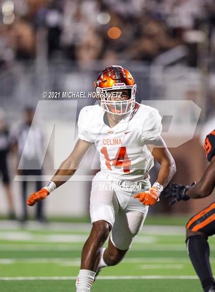 Thumbnail 2 in Gilmer vs. Celina (UIL 4A Regional SemiFinal) photogallery.