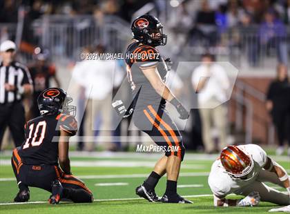 Thumbnail 1 in Gilmer vs. Celina (UIL 4A Regional SemiFinal) photogallery.