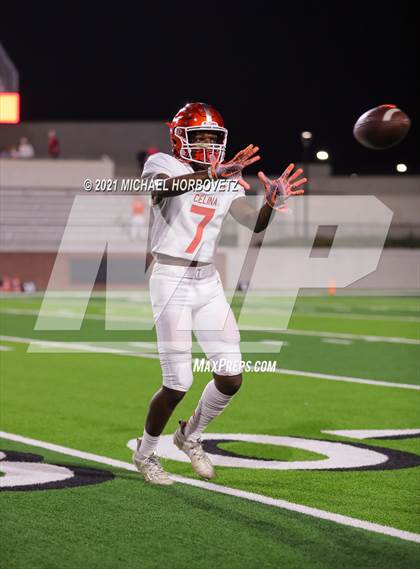 Thumbnail 2 in Gilmer vs. Celina (UIL 4A Regional SemiFinal) photogallery.