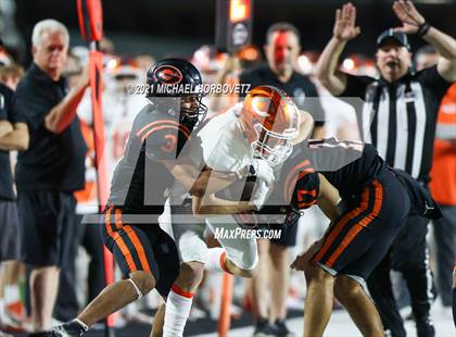 Thumbnail 3 in Gilmer vs. Celina (UIL 4A Regional SemiFinal) photogallery.