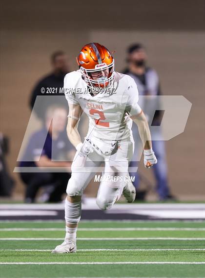 Thumbnail 3 in Gilmer vs. Celina (UIL 4A Regional SemiFinal) photogallery.