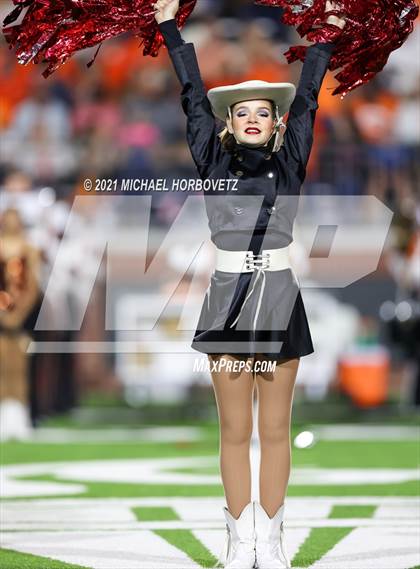 Thumbnail 2 in Gilmer vs. Celina (UIL 4A Regional SemiFinal) photogallery.