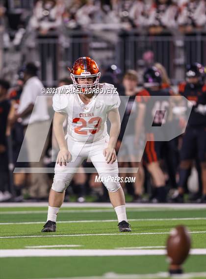 Thumbnail 2 in Gilmer vs. Celina (UIL 4A Regional SemiFinal) photogallery.