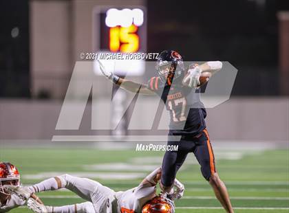 Thumbnail 2 in Gilmer vs. Celina (UIL 4A Regional SemiFinal) photogallery.