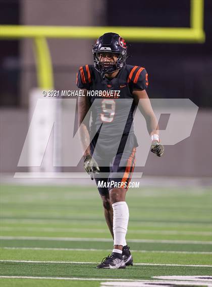 Thumbnail 1 in Gilmer vs. Celina (UIL 4A Regional SemiFinal) photogallery.