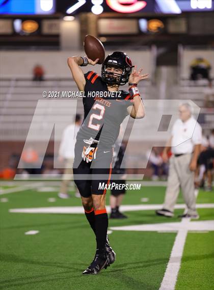 Thumbnail 1 in Gilmer vs. Celina (UIL 4A Regional SemiFinal) photogallery.