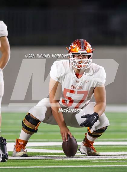 Thumbnail 1 in Gilmer vs. Celina (UIL 4A Regional SemiFinal) photogallery.