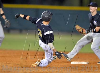 Thumbnail 3 in Mitchell vs River Ridge photogallery.