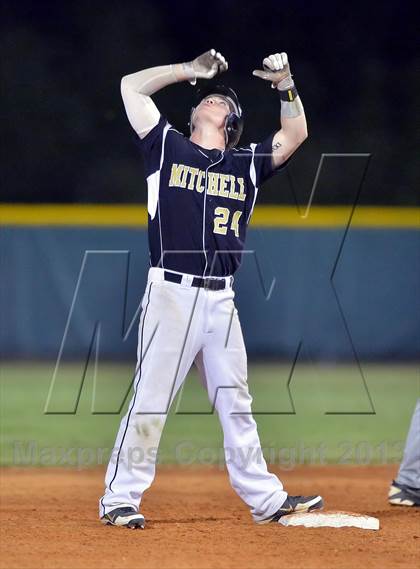Thumbnail 2 in Mitchell vs River Ridge photogallery.