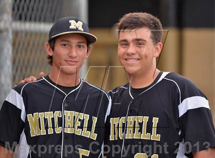 Thumbnail 1 in Mitchell vs River Ridge photogallery.