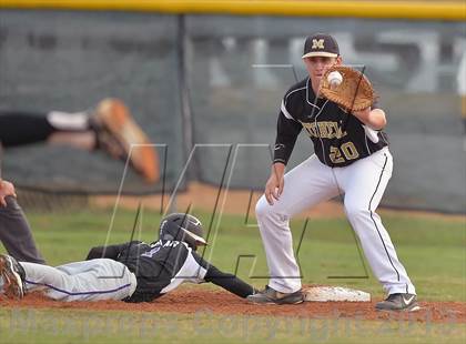Thumbnail 3 in Mitchell vs River Ridge photogallery.