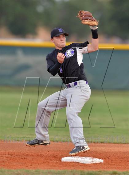 Thumbnail 1 in Mitchell vs River Ridge photogallery.