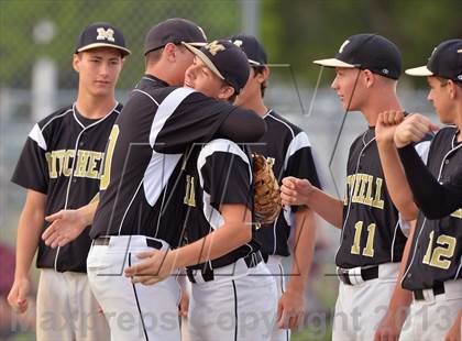 Thumbnail 3 in Mitchell vs River Ridge photogallery.