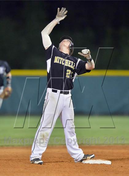 Thumbnail 1 in Mitchell vs River Ridge photogallery.