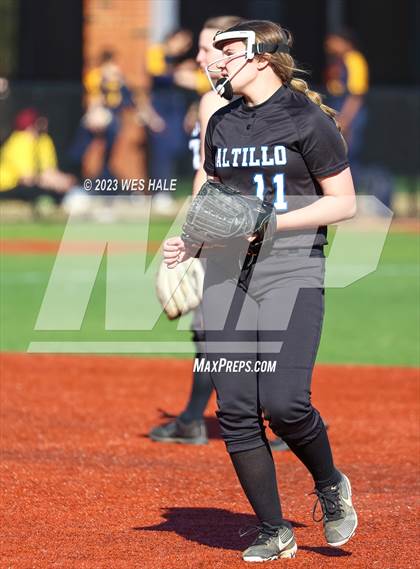 Thumbnail 1 in DeSoto Central vs Saltillo (Oxford Classic) photogallery.