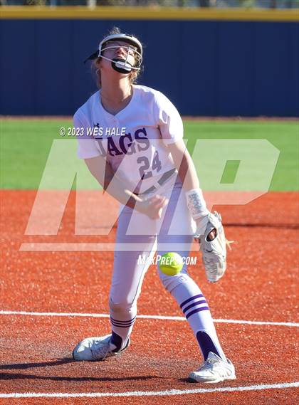 Thumbnail 1 in DeSoto Central vs Saltillo (Oxford Classic) photogallery.