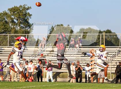 Thumbnail 1 in DeSoto Central @ Center Hill photogallery.