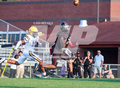 Thumbnail 2 in DeSoto Central @ Center Hill photogallery.
