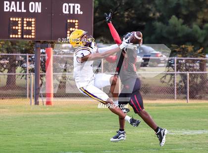 Thumbnail 2 in DeSoto Central @ Center Hill photogallery.
