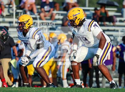 Thumbnail 3 in DeSoto Central @ Center Hill photogallery.
