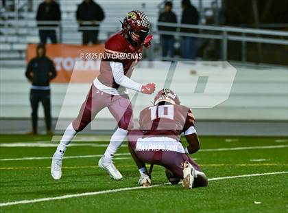 Thumbnail 3 in Calaveras vs Miramonte (CIF Norcal Division 5-A Regional Final) photogallery.
