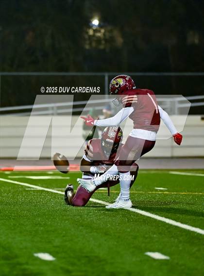 Thumbnail 3 in Calaveras vs Miramonte (CIF Norcal Division 5-A Regional Final) photogallery.