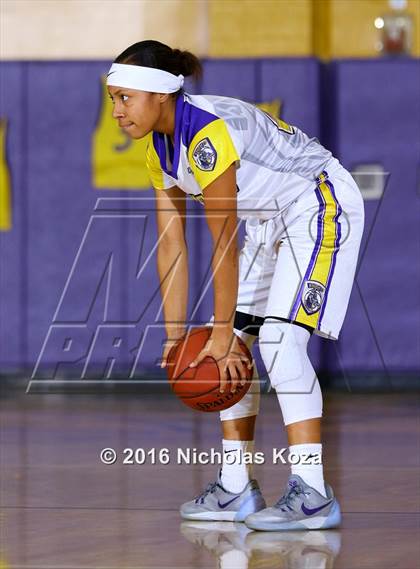 Thumbnail 2 in Lynwood vs. Dominguez photogallery.