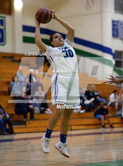 Thumbnail 1 in Mater Dei Catholic @ Eastlake photogallery.