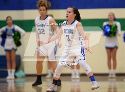 Thumbnail 1 in Mater Dei Catholic @ Eastlake photogallery.