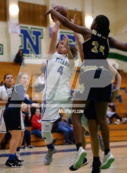 Thumbnail 2 in Mater Dei Catholic @ Eastlake photogallery.