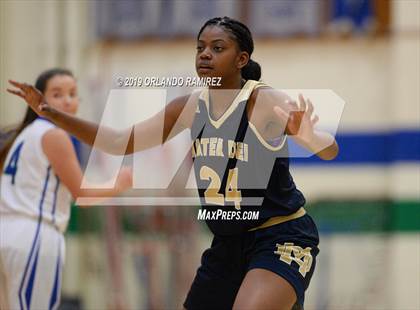 Thumbnail 1 in Mater Dei Catholic @ Eastlake photogallery.