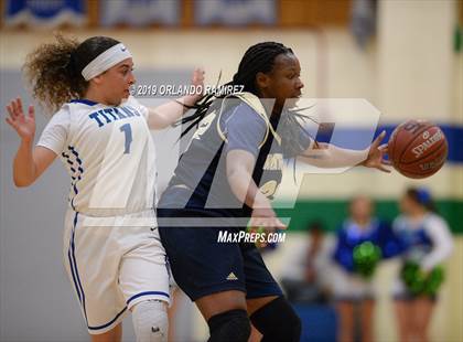 Thumbnail 2 in Mater Dei Catholic @ Eastlake photogallery.