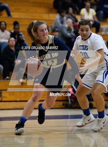 Thumbnail 3 in Mater Dei Catholic @ Eastlake photogallery.