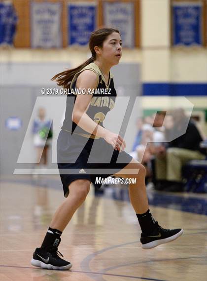 Thumbnail 3 in Mater Dei Catholic @ Eastlake photogallery.