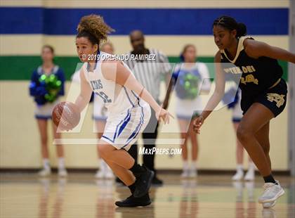 Thumbnail 1 in Mater Dei Catholic @ Eastlake photogallery.