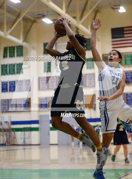 Thumbnail 3 in Mater Dei Catholic @ Eastlake photogallery.