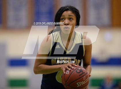 Thumbnail 3 in Mater Dei Catholic @ Eastlake photogallery.