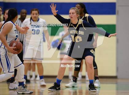 Thumbnail 1 in Mater Dei Catholic @ Eastlake photogallery.
