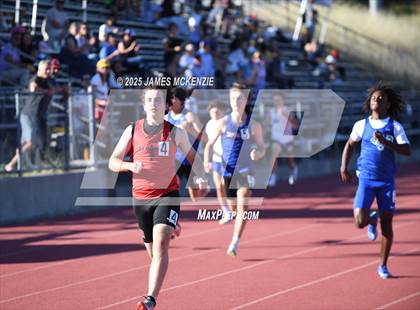 Thumbnail 1 in MCAL Preliminary Finals (200 Meters) photogallery.