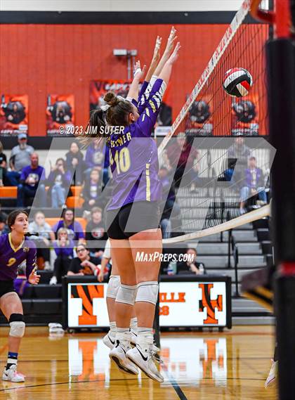 Thumbnail 3 in Shiner vs Thrall (UIL 2A Region IV Area Playoff) photogallery.