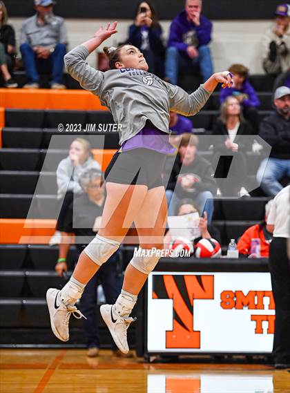 Thumbnail 3 in Shiner vs Thrall (UIL 2A Region IV Area Playoff) photogallery.