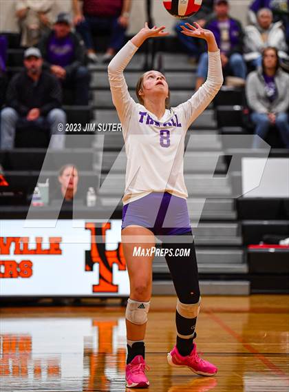 Thumbnail 1 in Shiner vs Thrall (UIL 2A Region IV Area Playoff) photogallery.