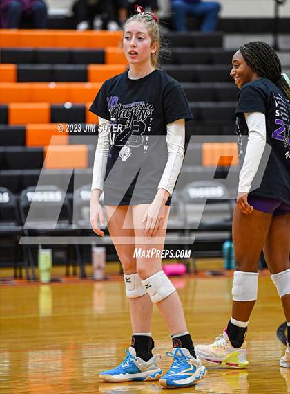 Thumbnail 1 in Shiner vs Thrall (UIL 2A Region IV Area Playoff) photogallery.