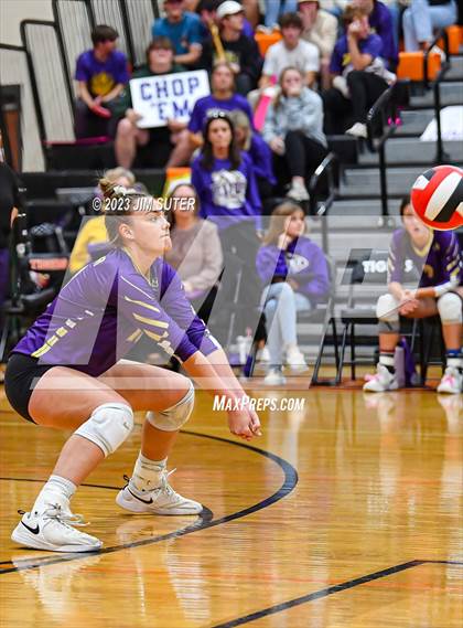 Thumbnail 2 in Shiner vs Thrall (UIL 2A Region IV Area Playoff) photogallery.