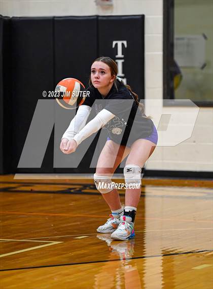 Thumbnail 1 in Shiner vs Thrall (UIL 2A Region IV Area Playoff) photogallery.